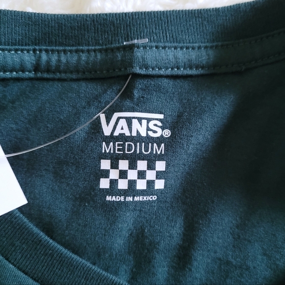 VANS🛹 Circle Tab Cropped Tee👕 - NWT - Picture 5 of 10